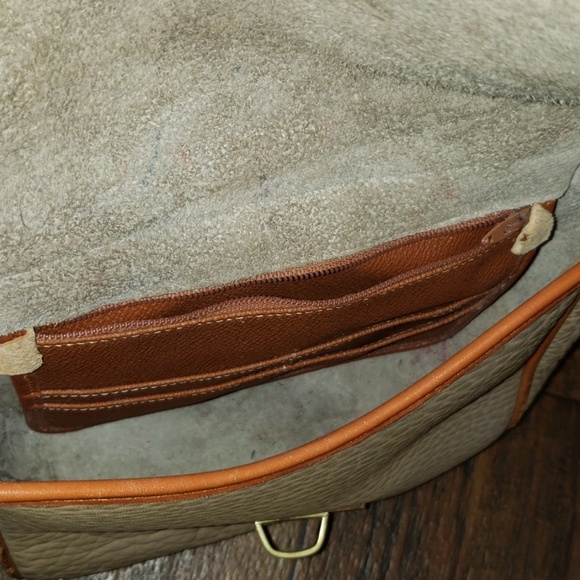 Vintage Dooney & Bourke Leather Crossbody - Picture 7 of 7